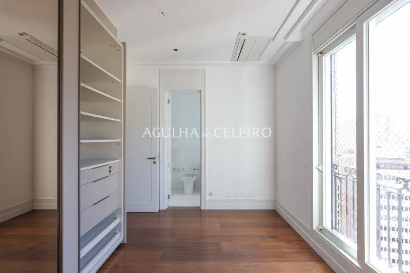 Apartamento com vista maravilhosa para alugar no Jardim Paulistano. – AP5887