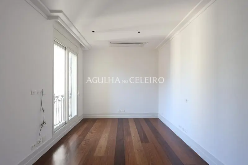 Apartamento com vista maravilhosa para alugar no Jardim Paulistano. – AP5887