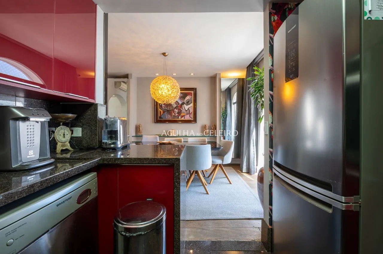 Apartamento duplex mobiliado em prédio Lindenberg na parte plana do Jardim América – AP6946