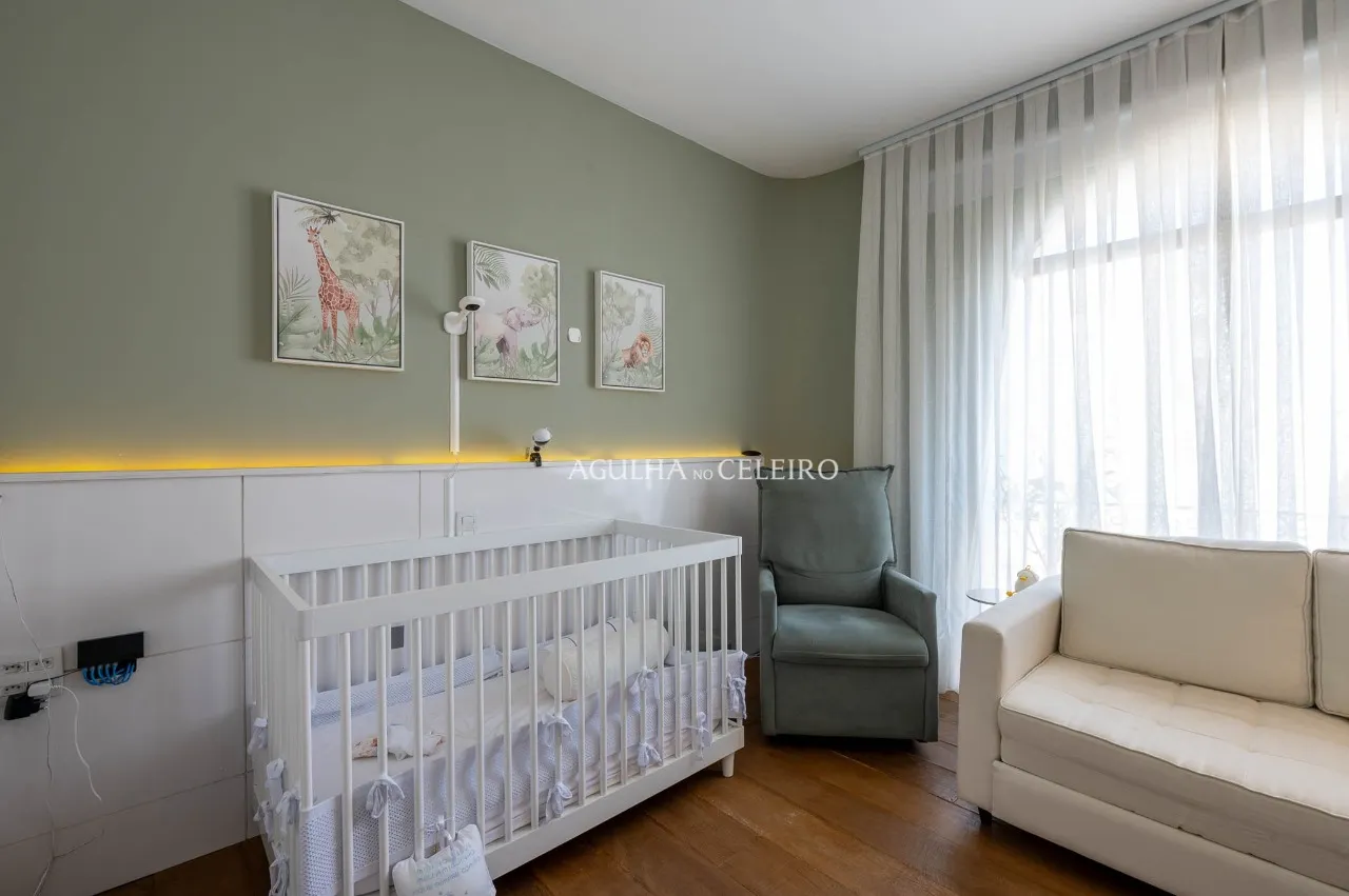 Apartamento duplex mobiliado em prédio Lindenberg na parte plana do Jardim América – AP6946