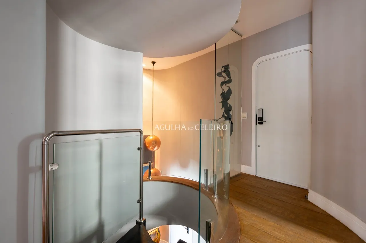 Apartamento duplex mobiliado em prédio Lindenberg na parte plana do Jardim América – AP6946
