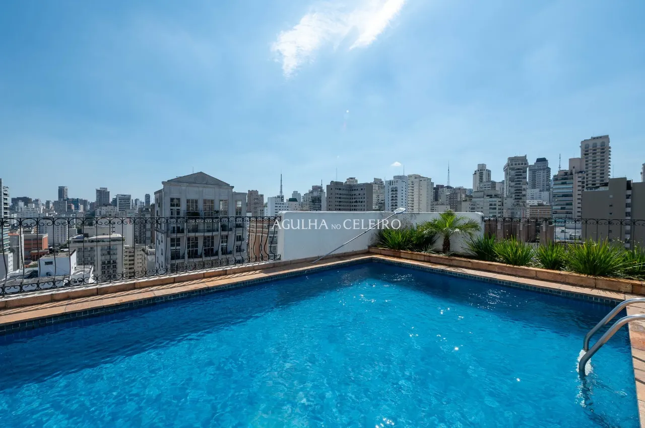Apartamento duplex mobiliado em prédio Lindenberg na parte plana do Jardim América – AP6946