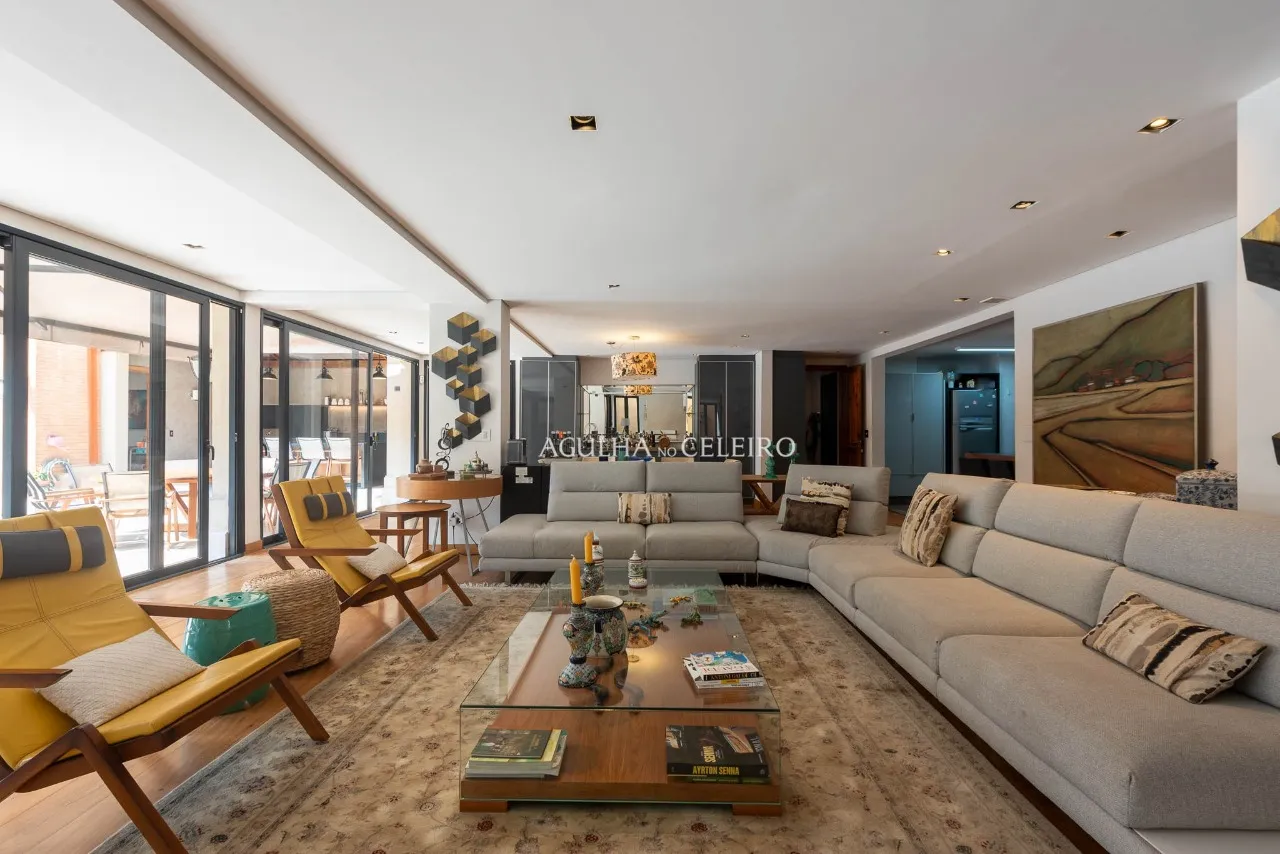 Casa maravilhosa projetada por Rosana Collet à venda no Jardim Europa – CA0224