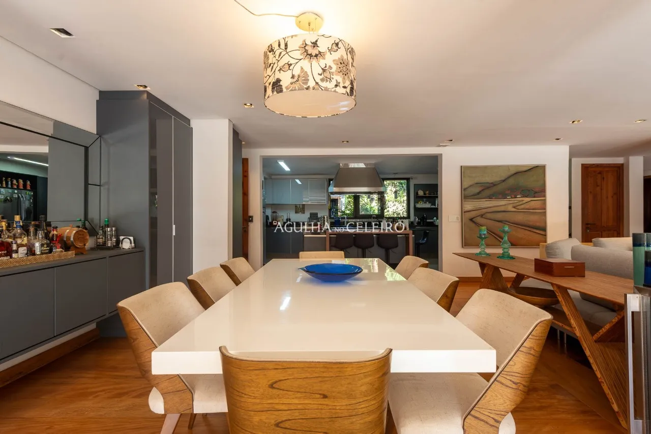 Casa maravilhosa projetada por Rosana Collet à venda no Jardim Europa – CA0224