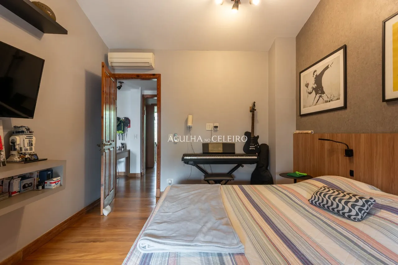 Casa maravilhosa projetada por Rosana Collet à venda no Jardim Europa – CA0224