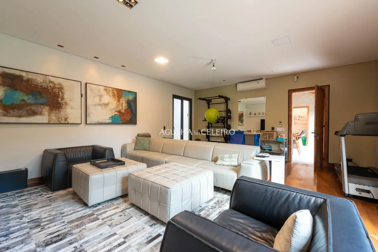 Casa maravilhosa projetada por Rosana Collet à venda no Jardim Europa – CA0224