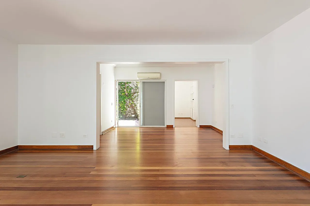 Casa com charme no Jardim Paulistano – CA0504