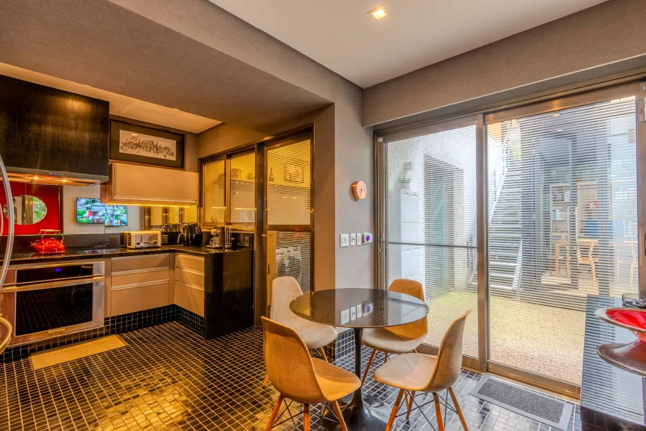 Casa tranquila e acolhedora, assinada por David Bastos – CA0629