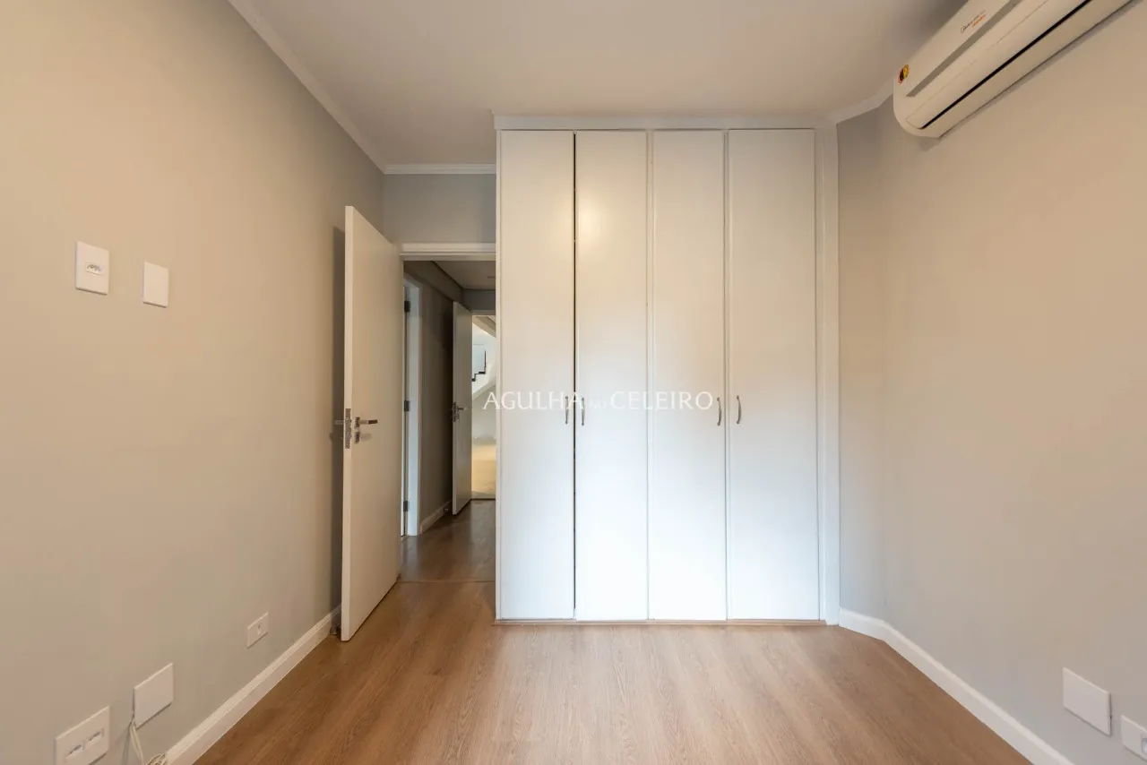 Cobertura com piscina à venda no Itaim Bibi – CO0511