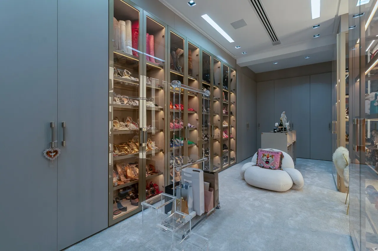 Cobertura Triplex com mais de 1000 m² e decoração assinada no Itaim Bibi. – CO0922