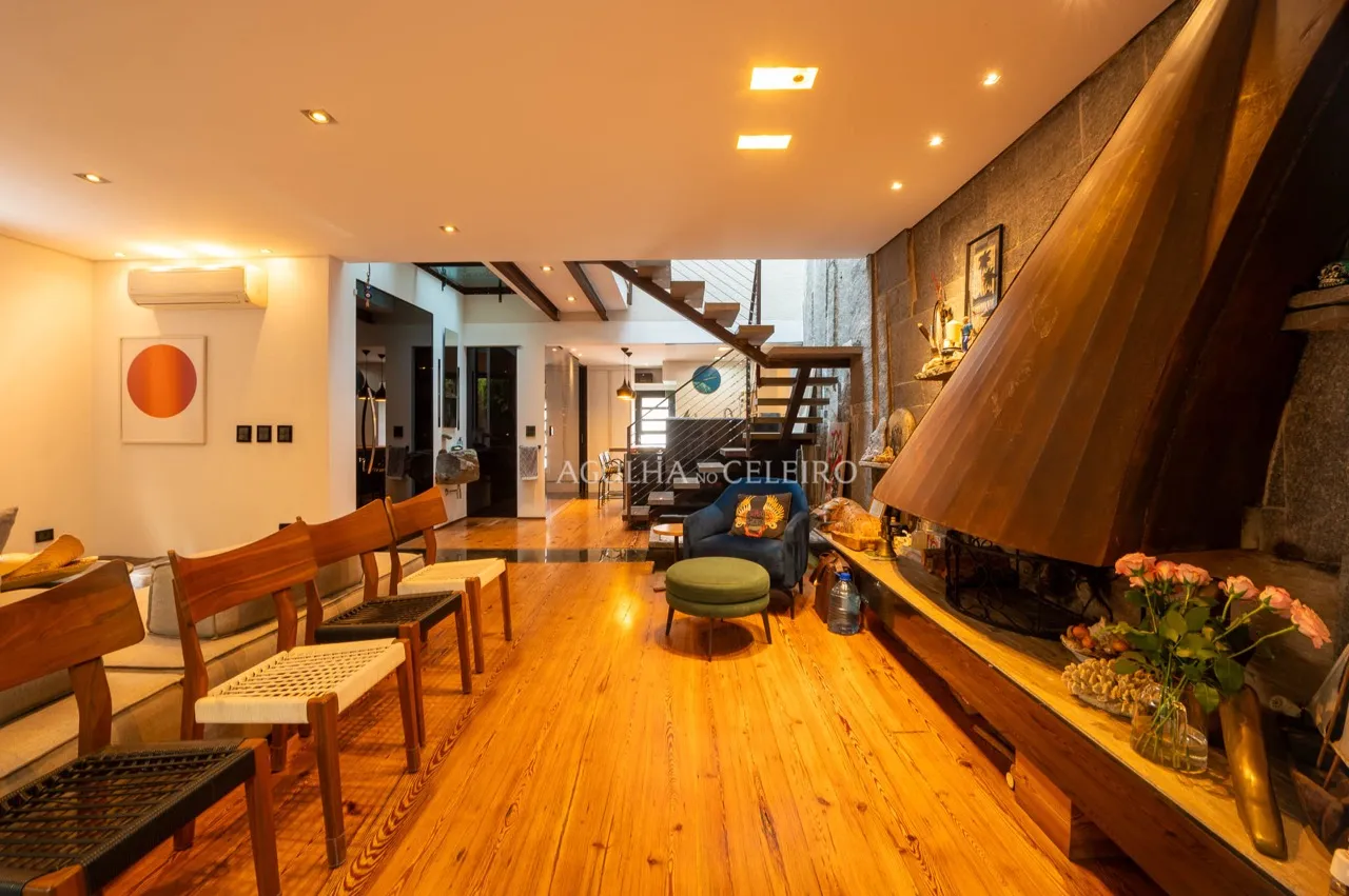 Casa de vila maravilhosa com atmosfera única no Jardim América. – VL0004