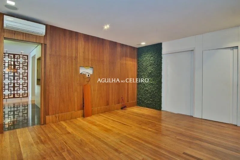 Sofisticação, luz natural e vista privilegiada em condomínio cobiçado. – 14160 - imovel-34521-30