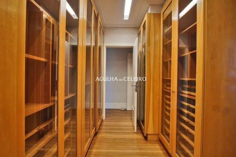 Sofisticação, luz natural e vista privilegiada em condomínio cobiçado. – 14160 - imovel-34521-34