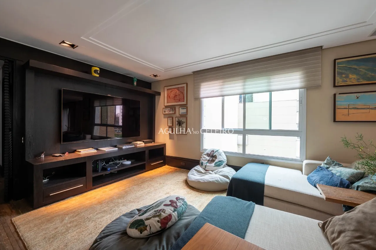 Apartamento amplo e sofisticado em Pinheiros – 15750