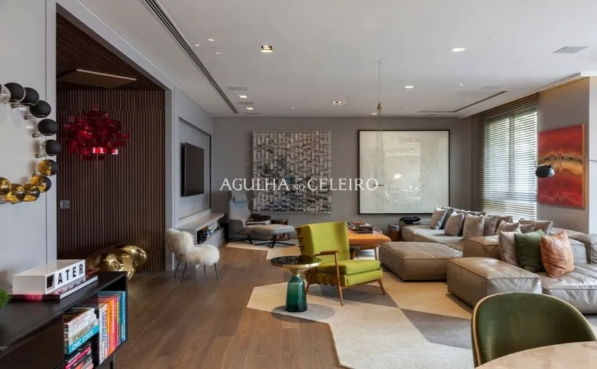 Elegância contemporânea no Jardim América por Roberto Migotto. – 20089