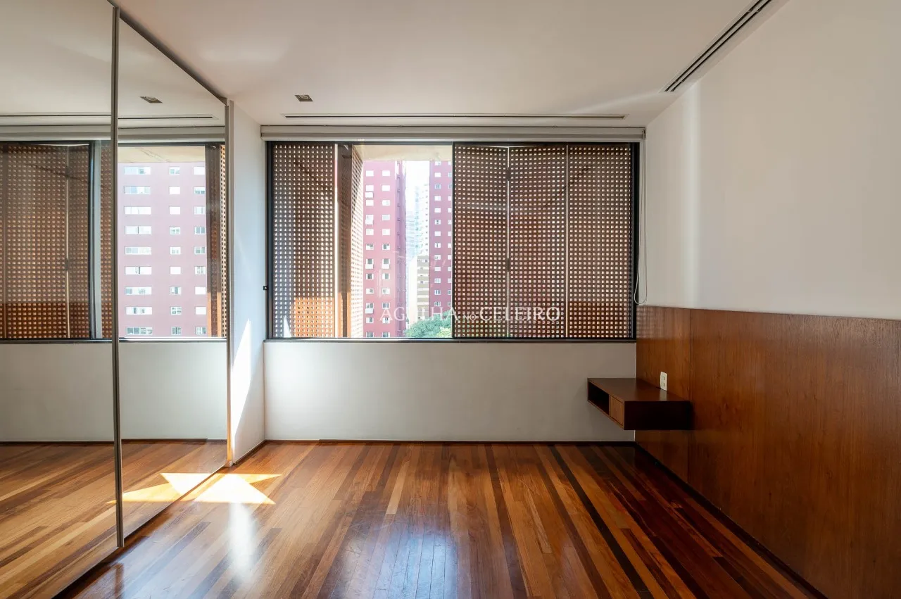 Design contemporâneo de Marcio Kogan ao lado do Parque do Povo. – 21232