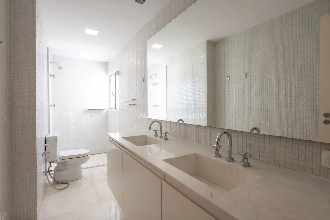 Design contemporâneo de Marcio Kogan ao lado do Parque do Povo. – 21232