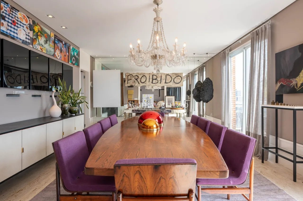 Duplex com Pé-Direito Duplo e Vista para o Ibirapuera – 21378