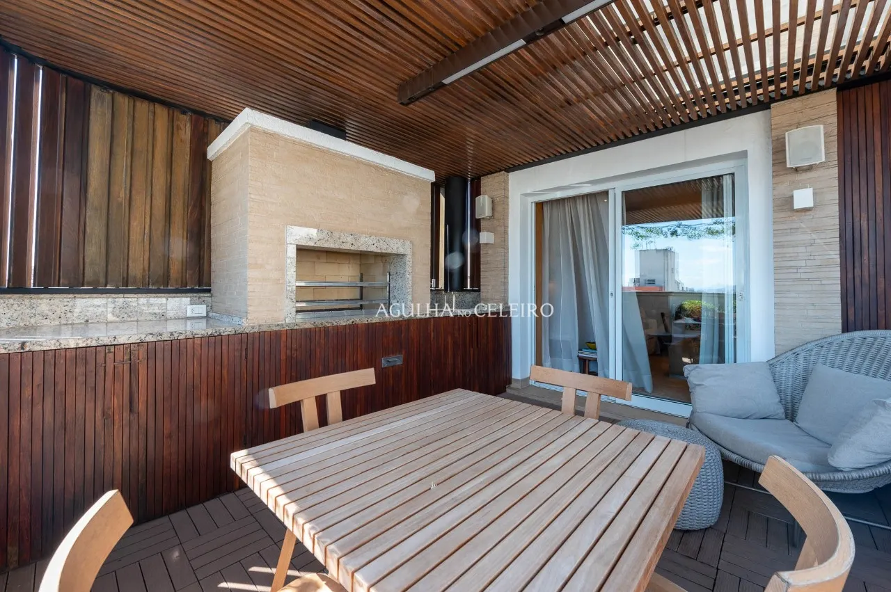 Cobertura descolada nos Jardins, com atmosfera de casa e vista espetacular. – 21516