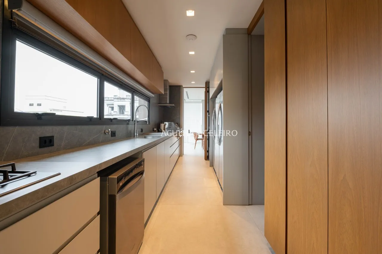 Apartamento novo em bela localização no Itaim Bibi. – 21582