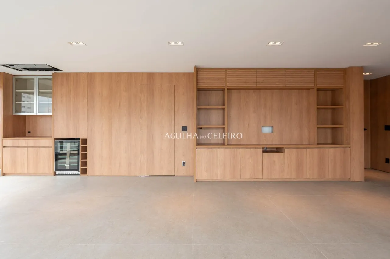 Apartamento pronto para morar em edifício novo na melhor localização de Moema – 21807