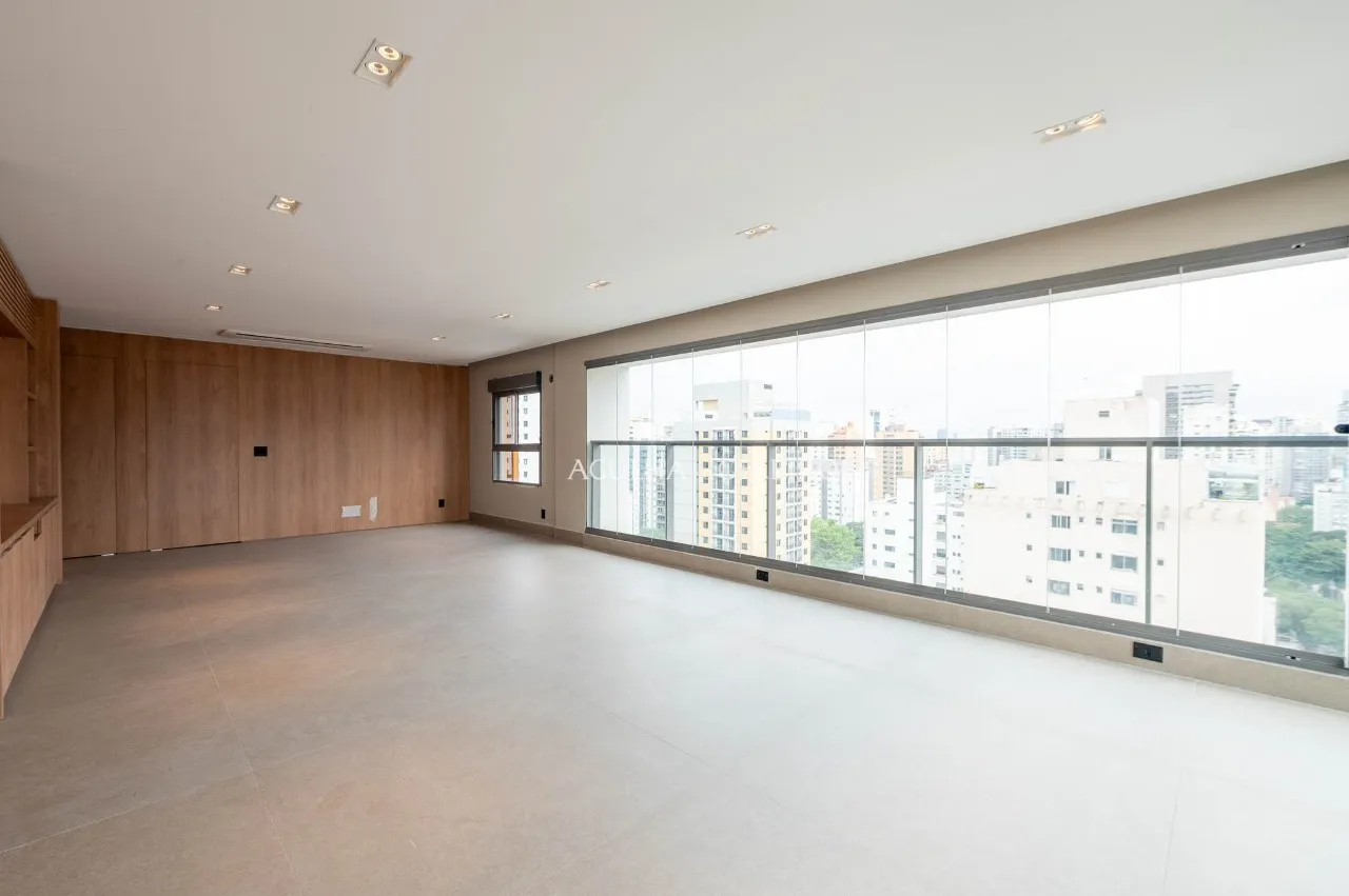 Apartamento pronto para morar em edifício novo na melhor localização de Moema – 21807
