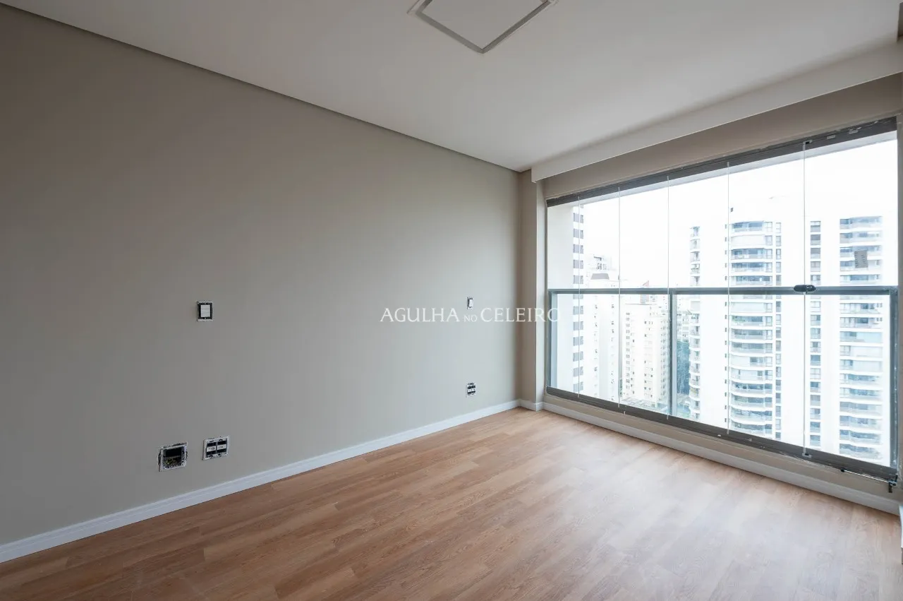 Apartamento pronto para morar em edifício novo na melhor localização de Moema – 21807