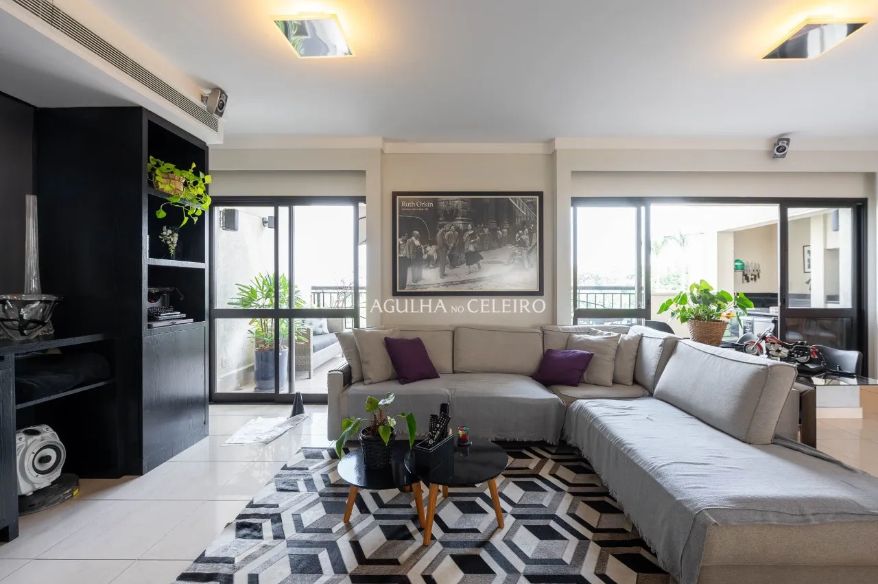 Apartamento Duplex à venda em Alto de Pinheiros com 3 suítes e lazer completo. – 21809