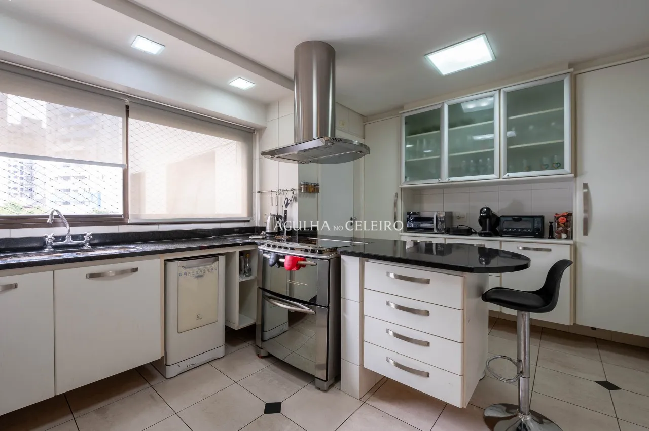 Apartamento Duplex à venda em Alto de Pinheiros com 3 suítes e lazer completo. – 21809