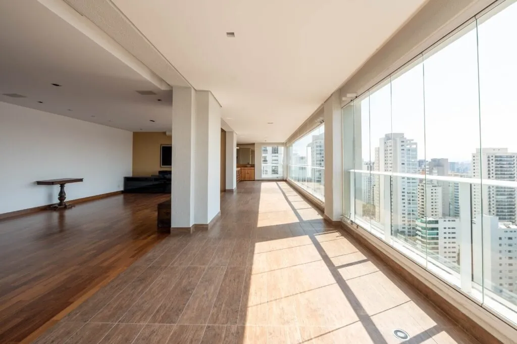 Apartamento com boa metragem à venda no Campo Belo – 21811