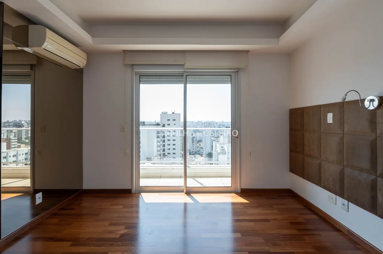 Apartamento com boa metragem à venda no Campo Belo – 21811