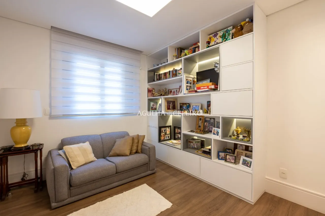 Apartamento reformando à venda em Moema. – 21816