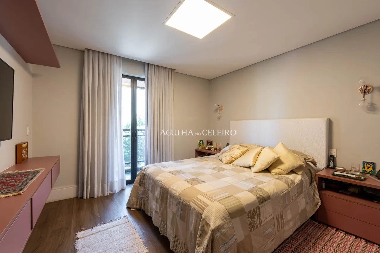 Apartamento reformando à venda em Moema. – 21816