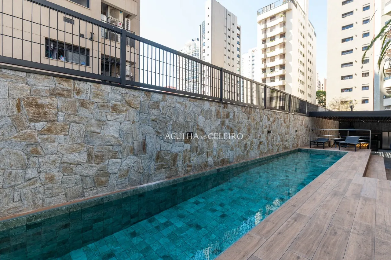 Apartamento reformando à venda em Moema. – 21816