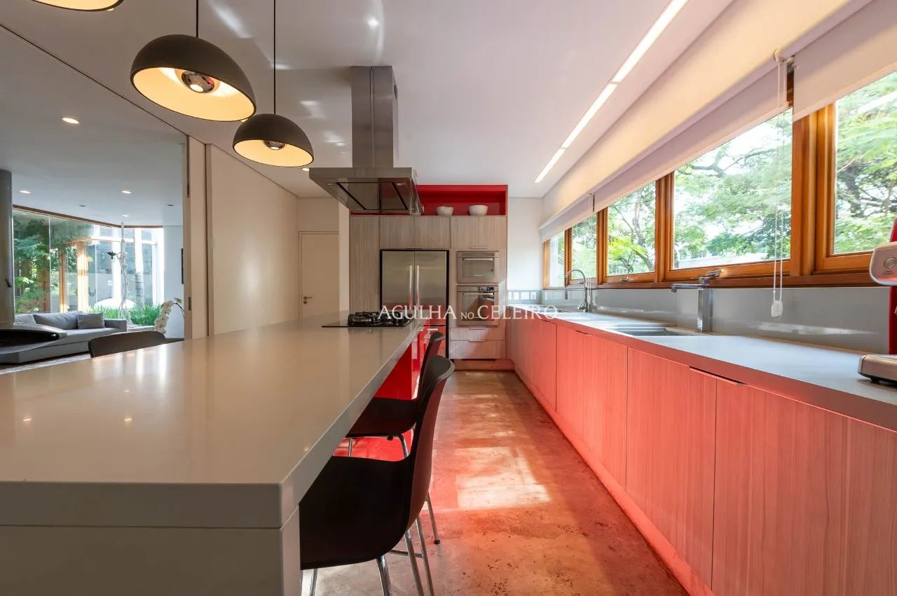 Casa maravilhosa com amplo terreno à venda no Jardim Guedala – 21873