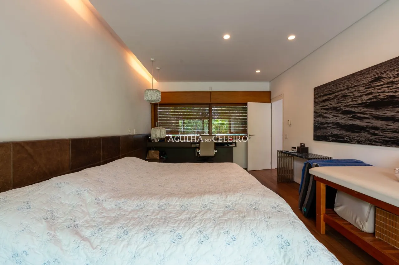Casa maravilhosa com amplo terreno à venda no Jardim Guedala – 21873