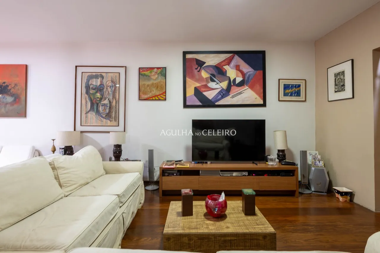 Casa em rua fechada, no Coração Verde da praça das Corujas – 21886