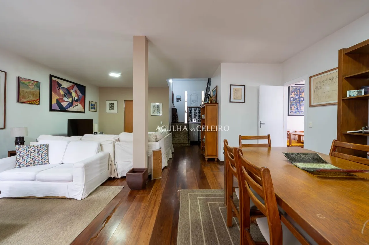 Casa em rua fechada, no Coração Verde da praça das Corujas – 21886