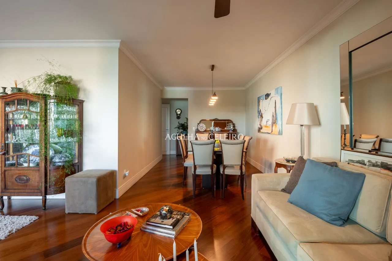 Apartamento em condomínio com quadra de tenis à venda em Moema – 21888