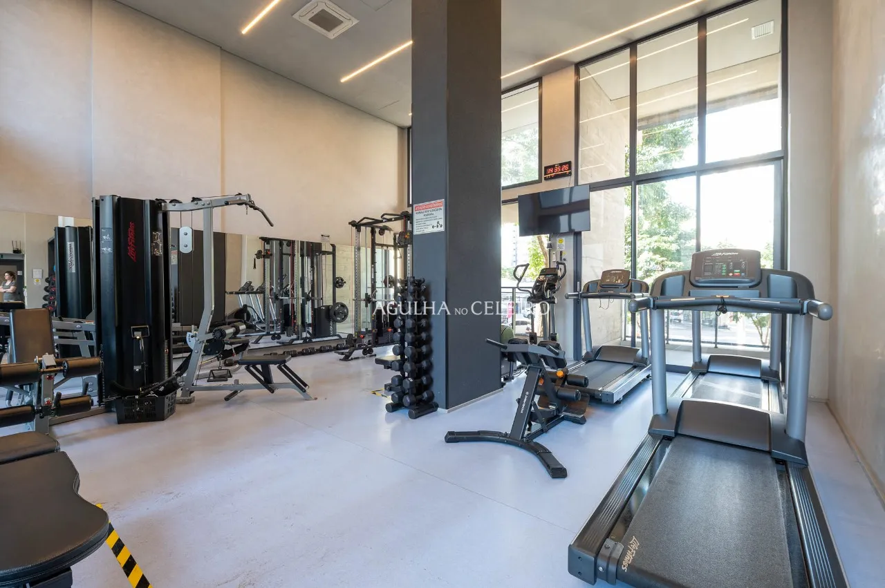 Apartamento reformado em prédio novo à venda em Moema. – 21889