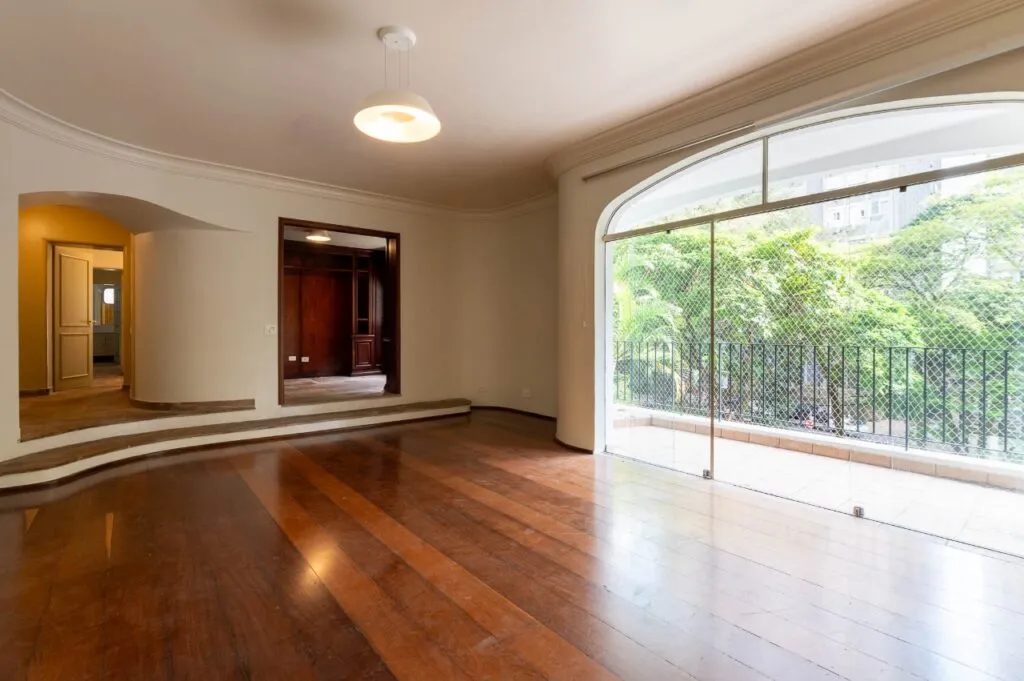Apartamento espaçoso à venda no Jardim Europa – 21907