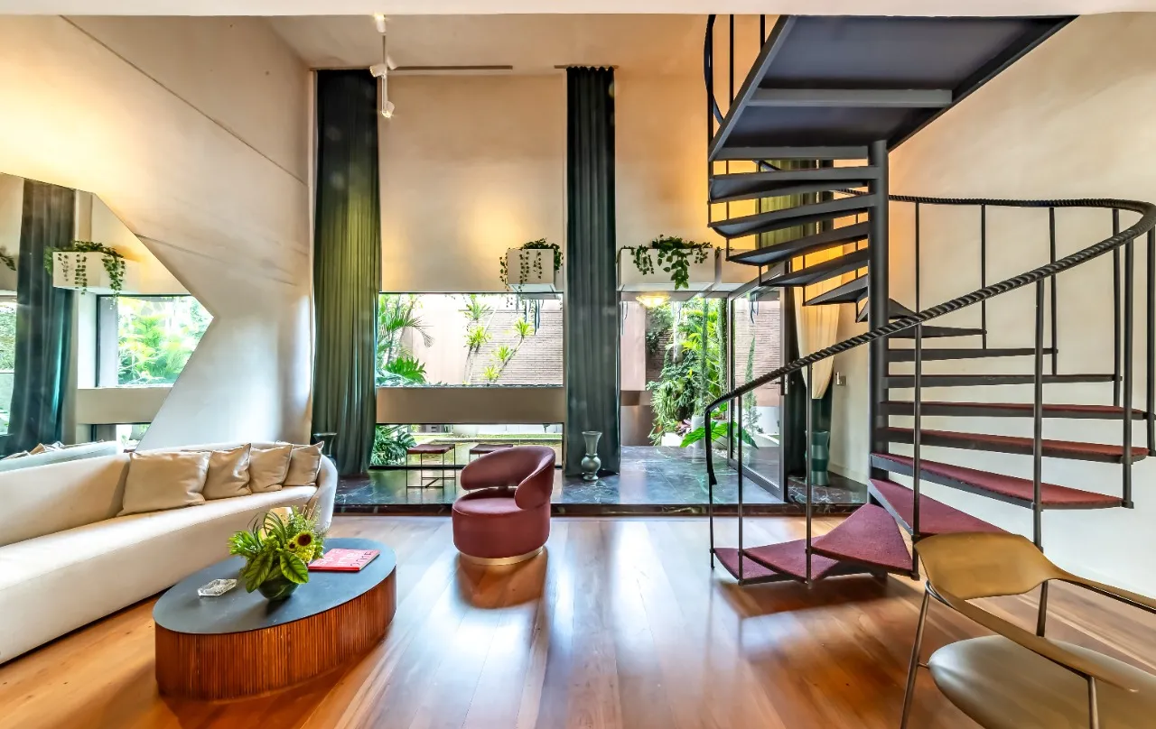 Casa com arquitetura brutalista reinterpretada e rooftop com vista para o pôr do sol, em Pinheiros. – 21921