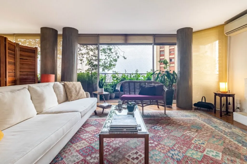 Apartamento com vista aberta, muita luz natural e varandas, para viver bem na Vila Madalena. – 21923