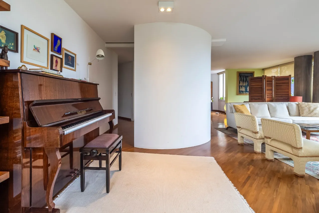 Apartamento com vista aberta, muita luz natural e varandas, para viver bem na Vila Madalena. – 21923
