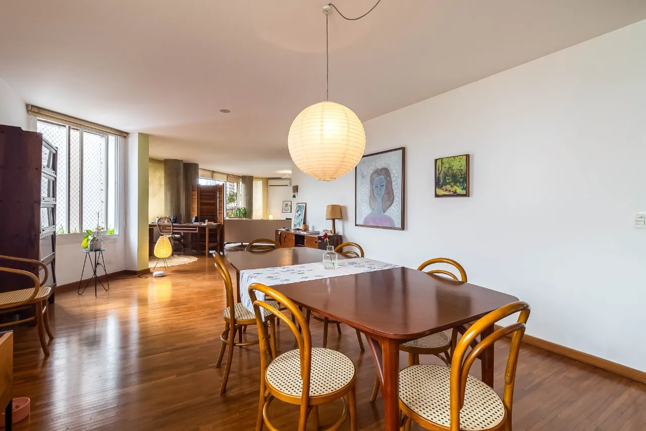 Apartamento com vista aberta, muita luz natural e varandas, para viver bem na Vila Madalena. – 21923