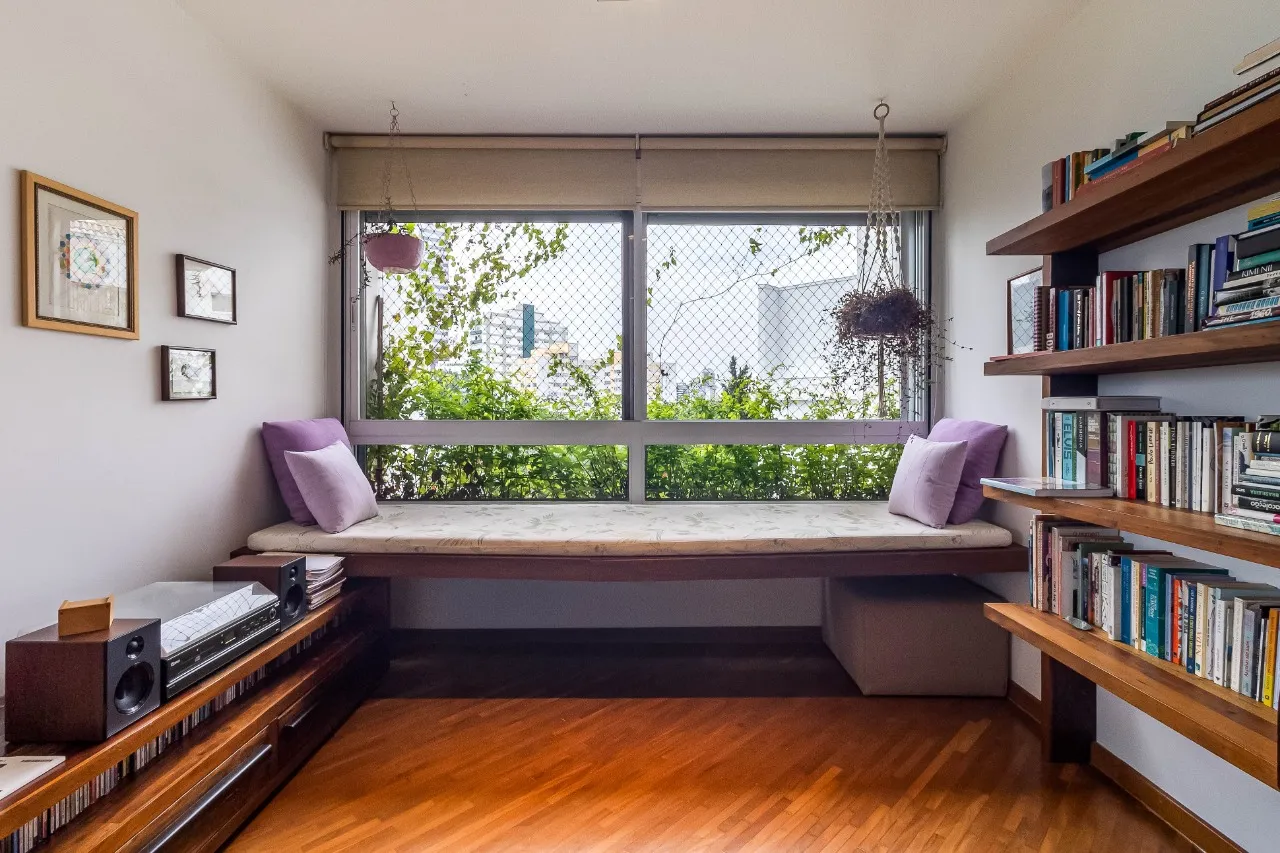 Apartamento com vista aberta, muita luz natural e varandas, para viver bem na Vila Madalena. – 21923