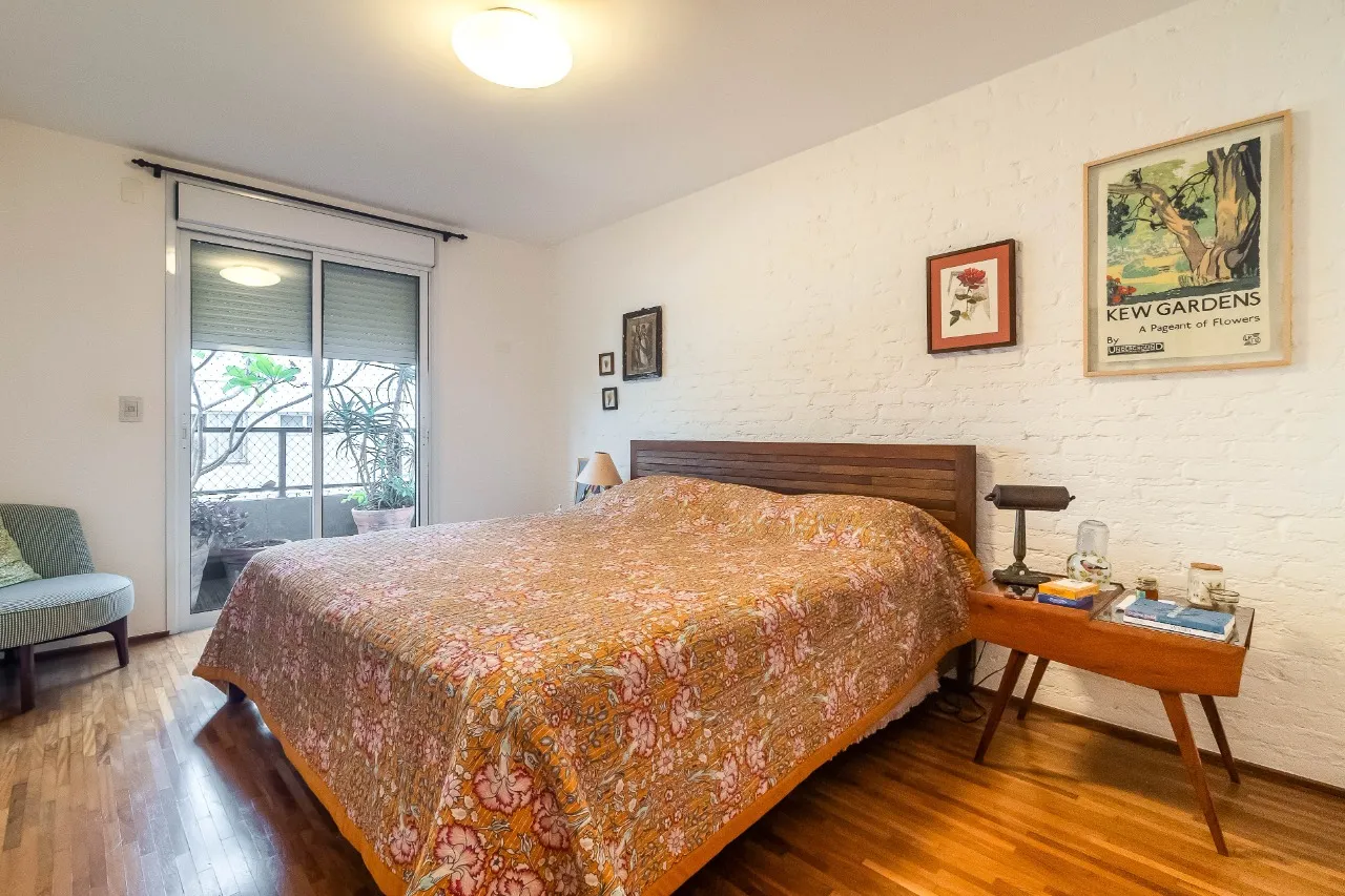 Apartamento com vista aberta, muita luz natural e varandas, para viver bem na Vila Madalena. – 21923