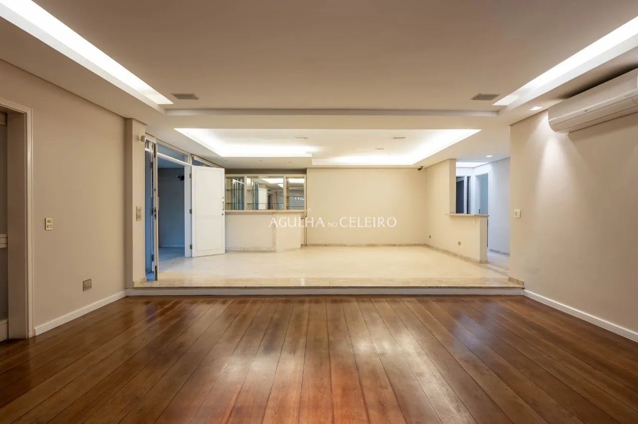 Casa á venda em Alto de Pinheiros. – 21930