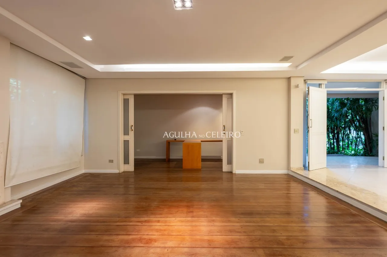 Casa á venda em Alto de Pinheiros. – 21930