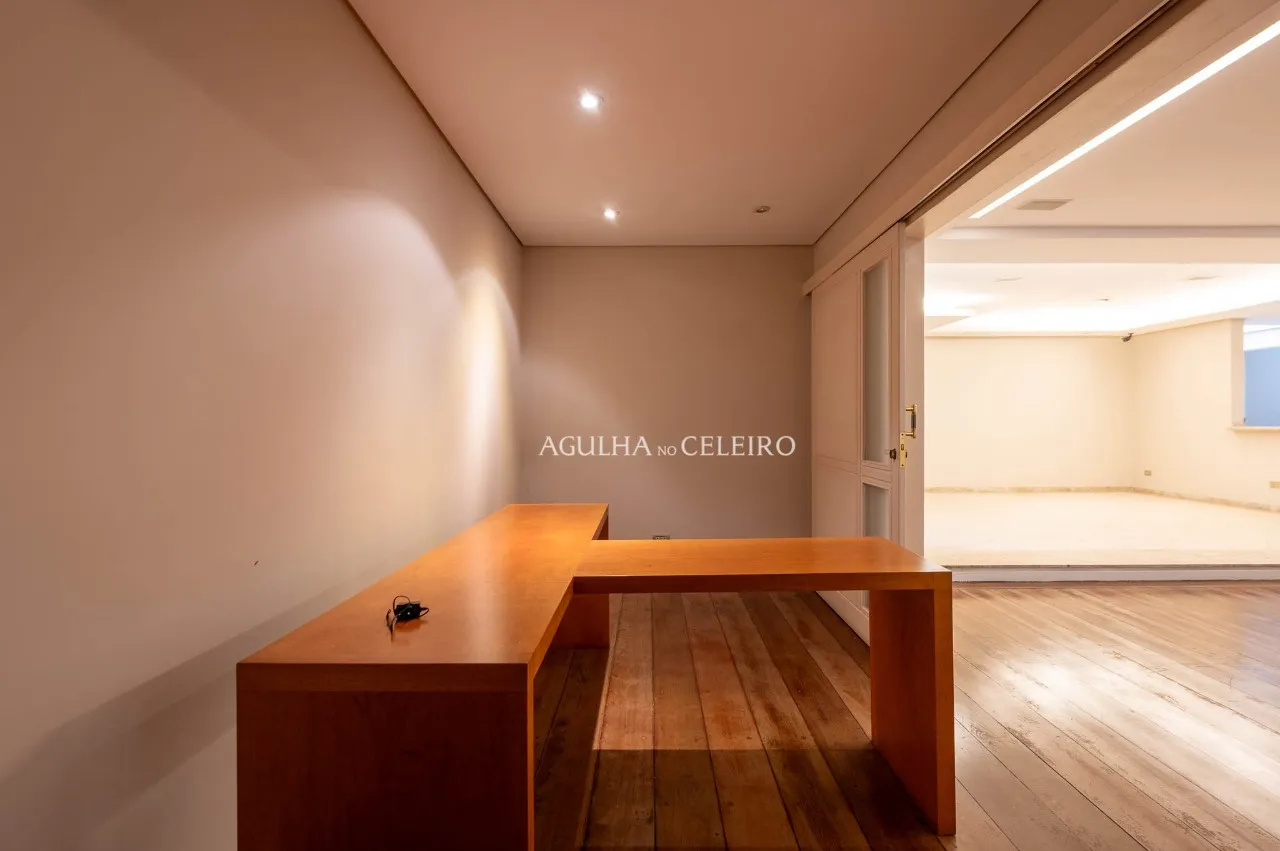 Casa á venda em Alto de Pinheiros. – 21930